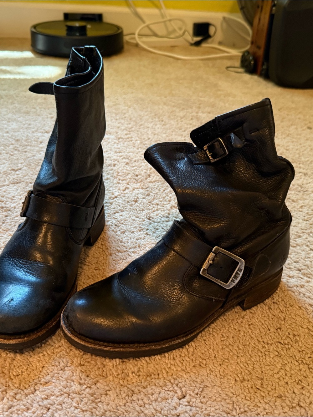 Frye Black Leather Women's Boots - size 6